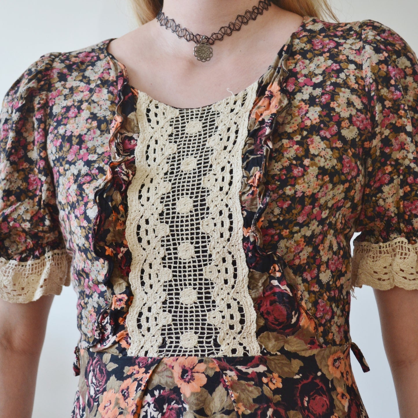 Vintage 70s Floral Maxi Dress S