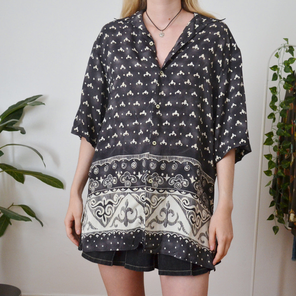 Vintage Monochrome Shirt L