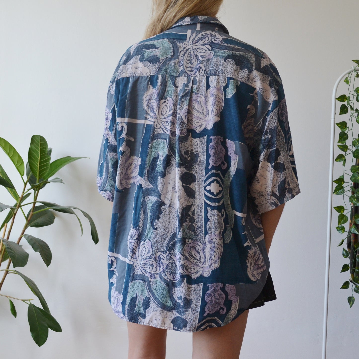 Vintage Ornate Shirt L