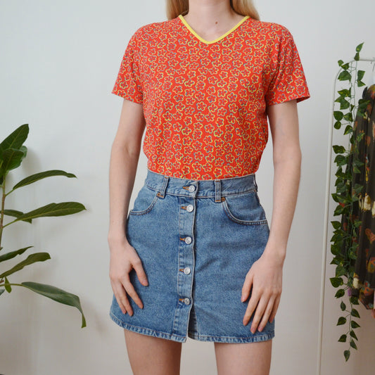 Floral t shirt L