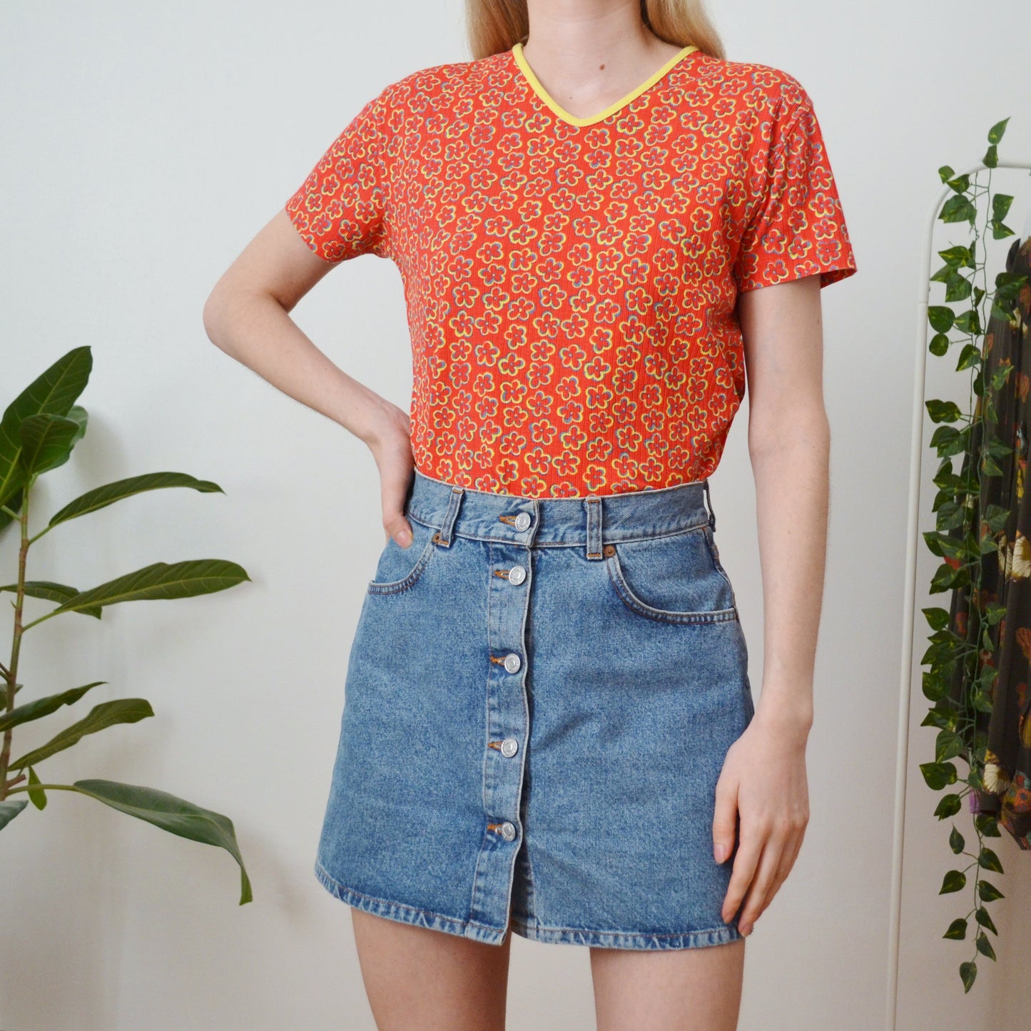 Floral t shirt L