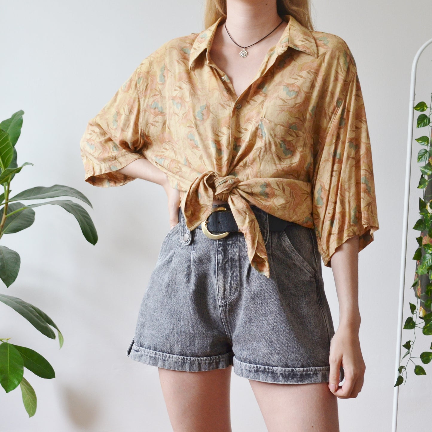 Floral shirt XL
