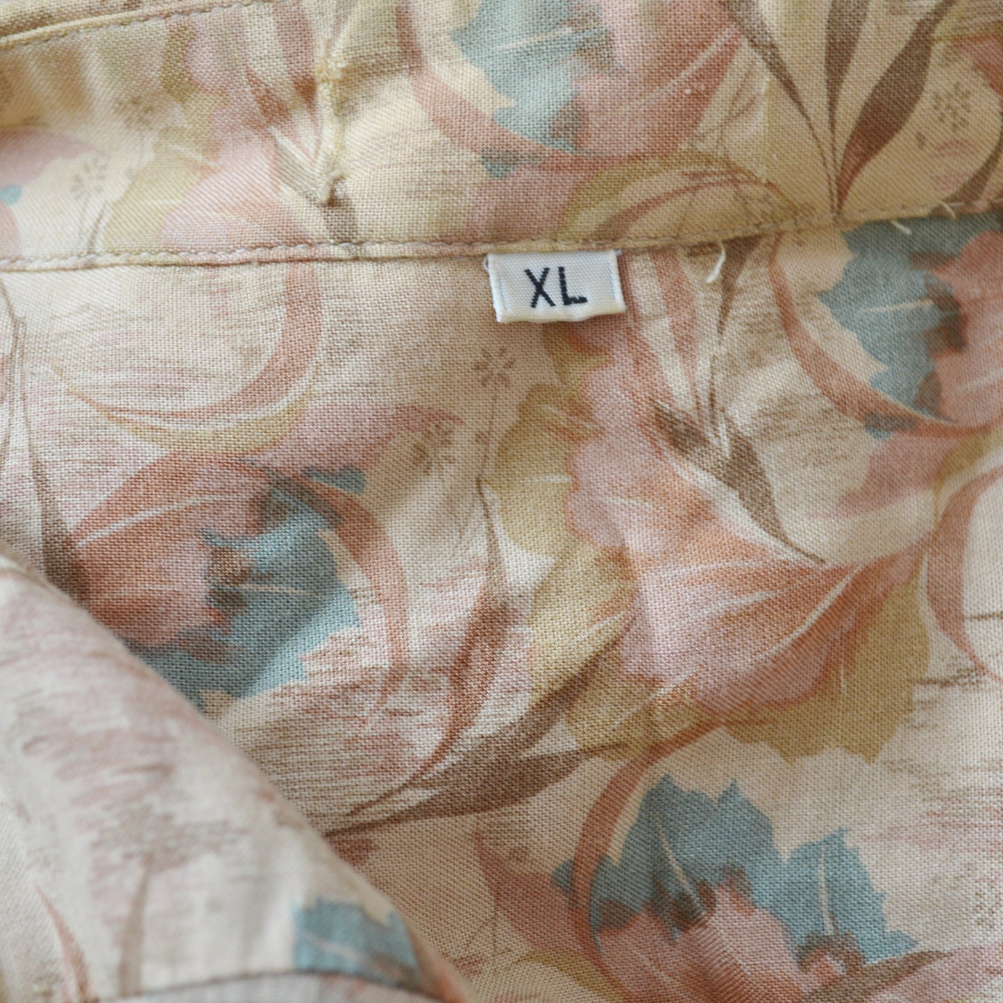 Floral shirt XL