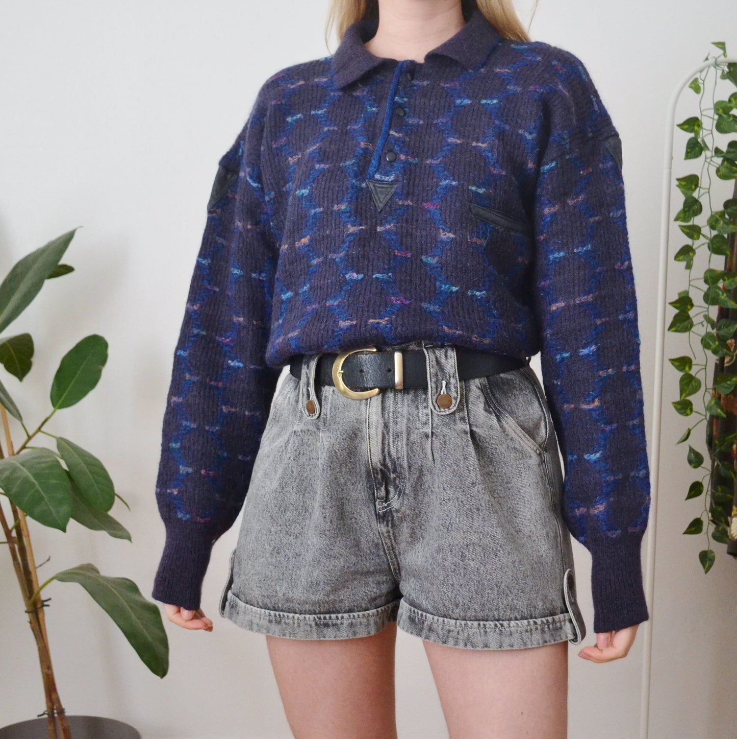 Vintage Collar Jumper M