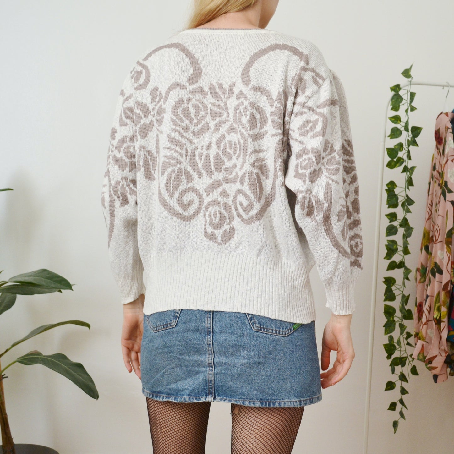 Floral jumper M
