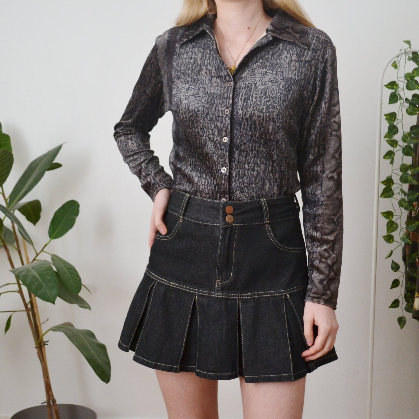 Vintage Snakeskin Velvet Blouse 12