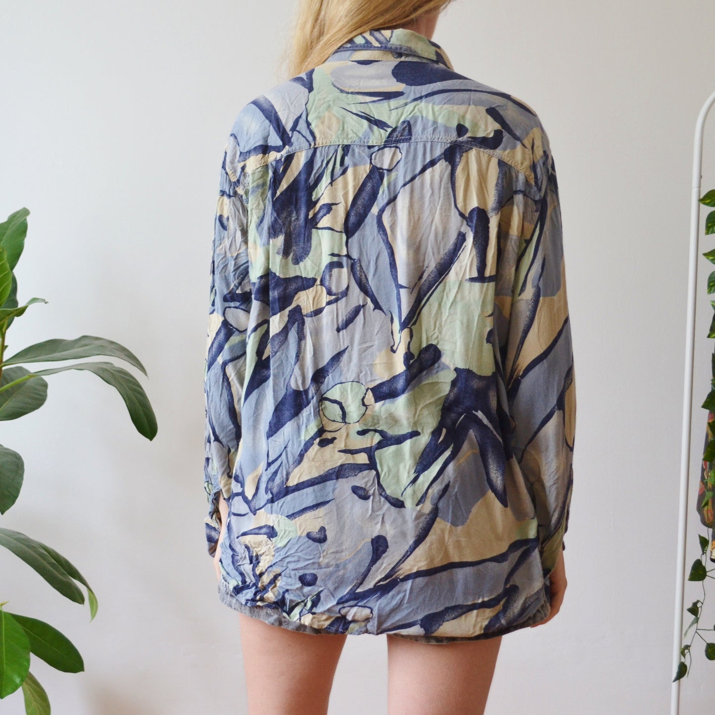 Art shirt L