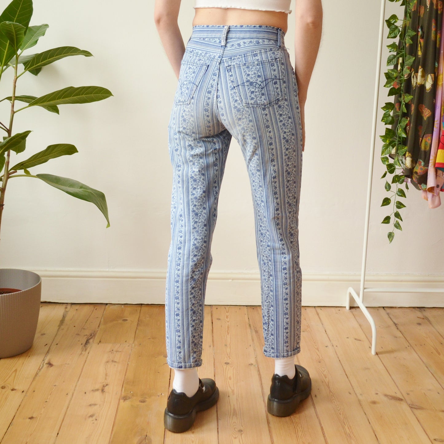 Floral jeans 8