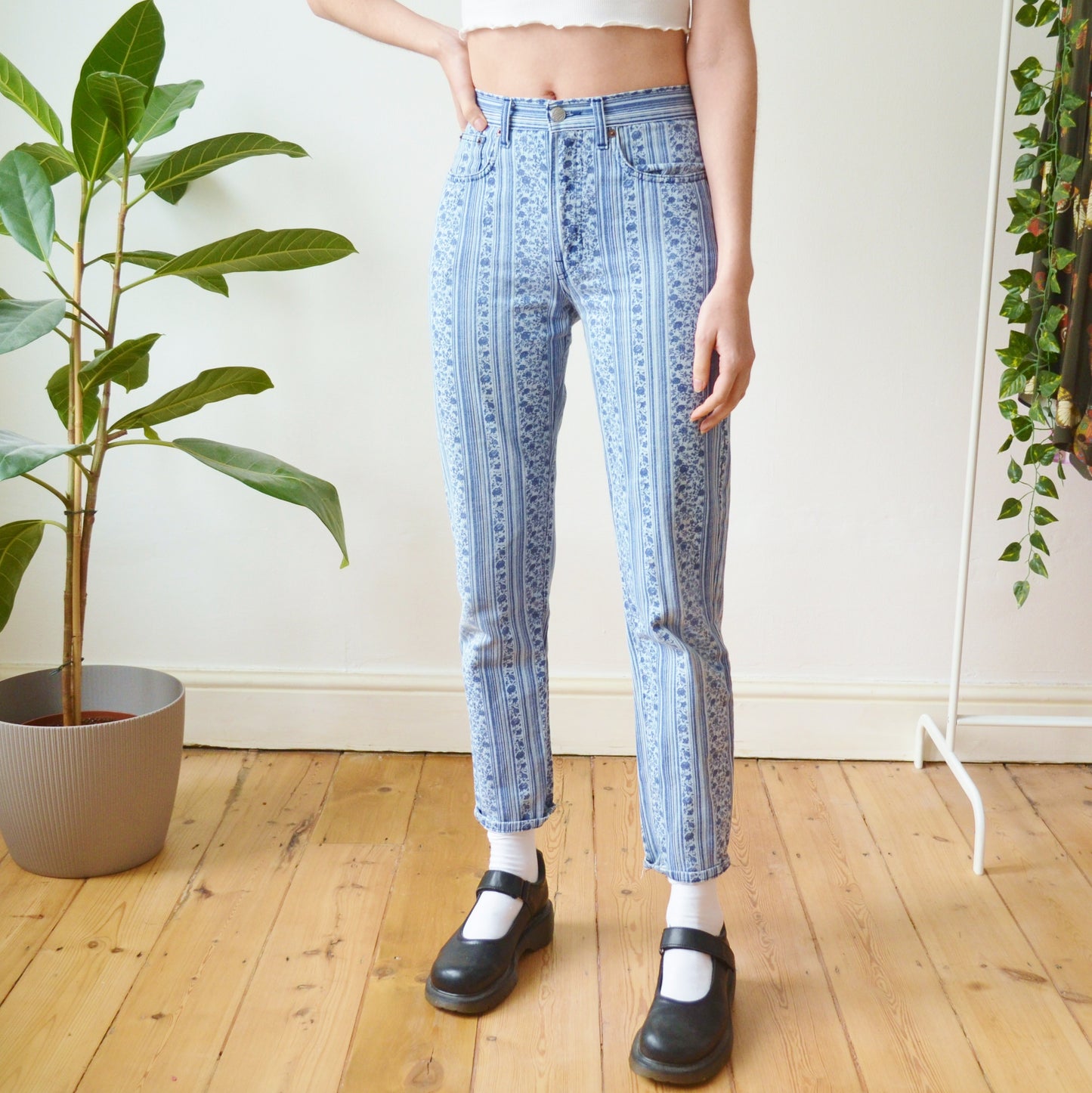 Floral jeans 8