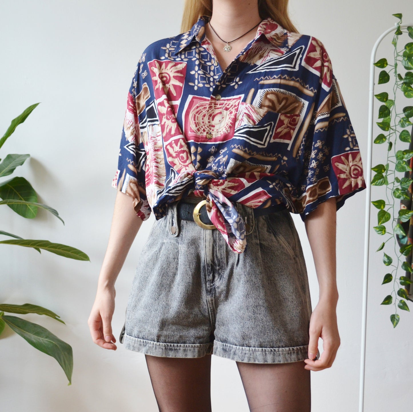 Abstract shirt L