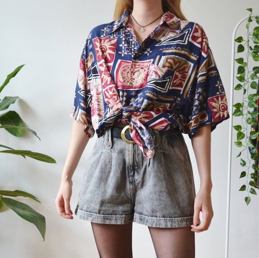 Abstract shirt L