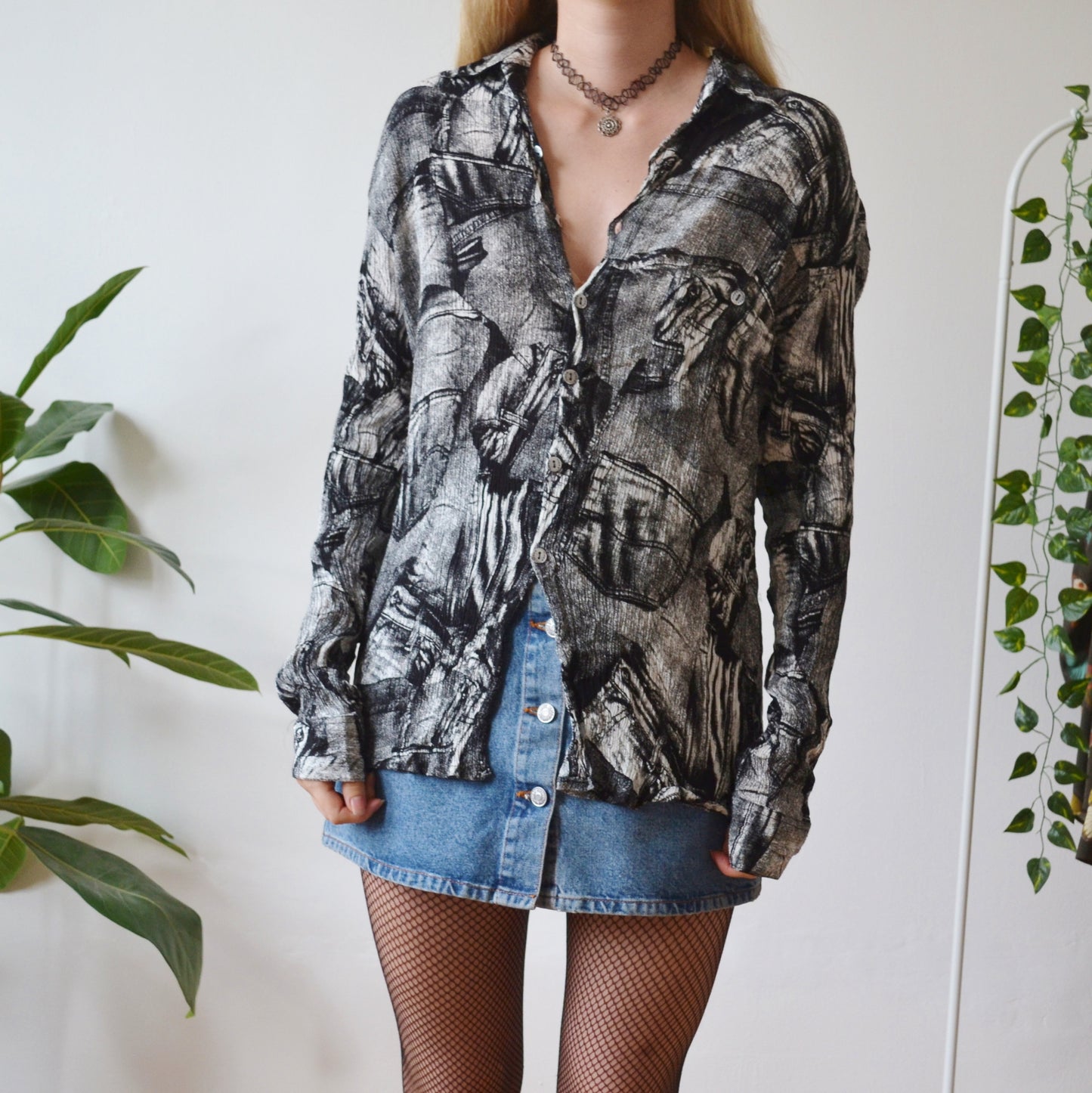 Monochrome blouse M