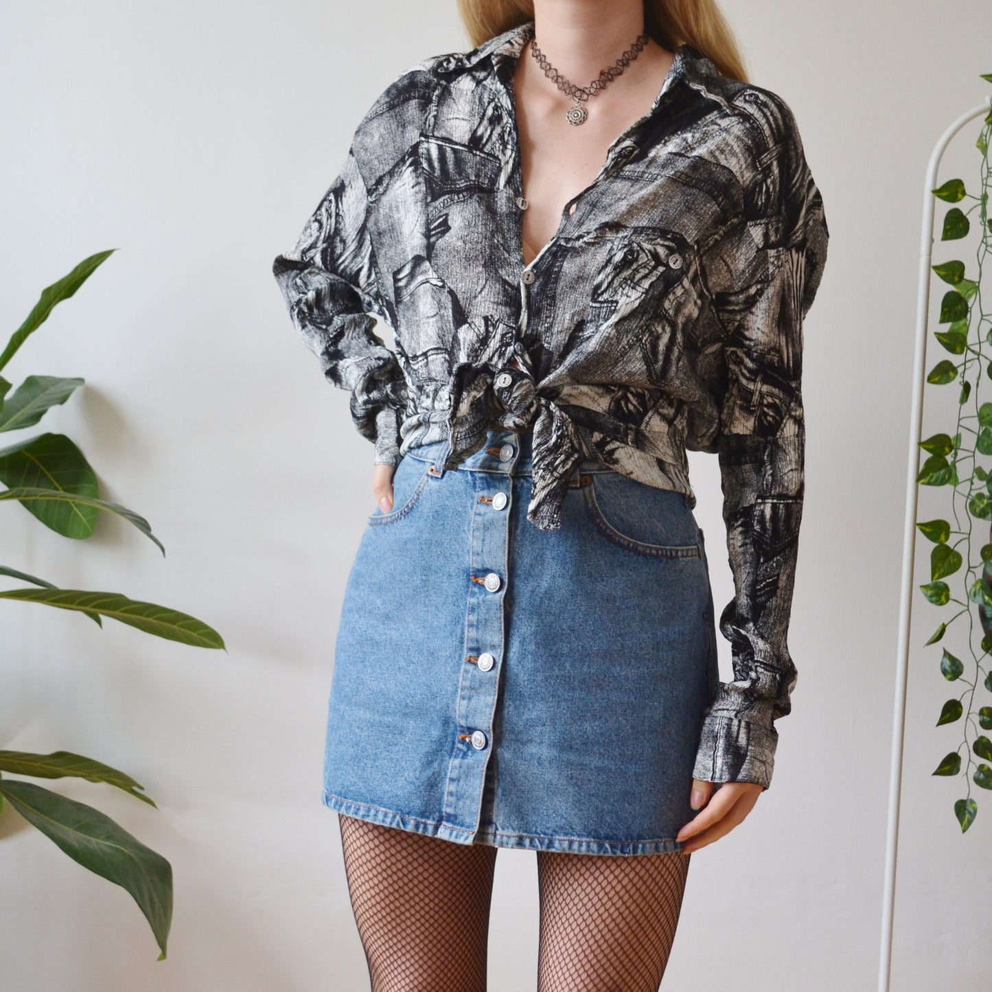 Monochrome blouse M