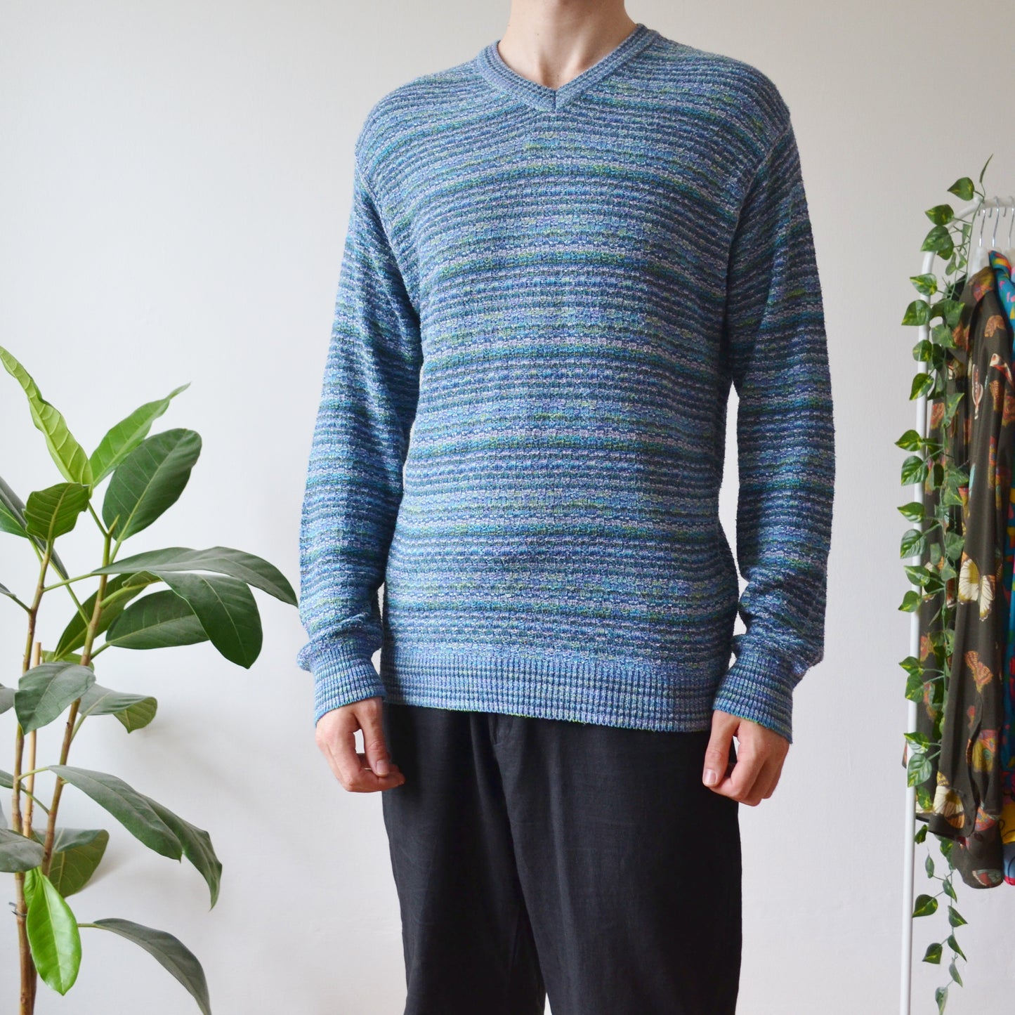 Blue jumper M