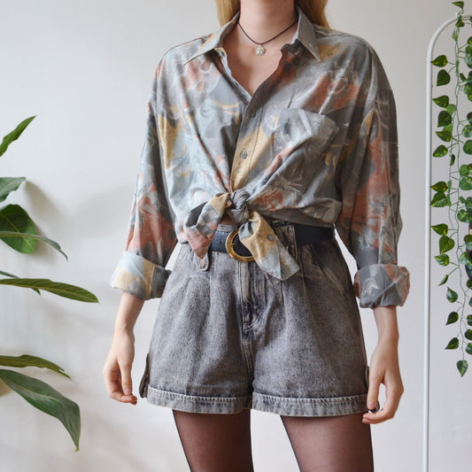 Abstract shirt XL