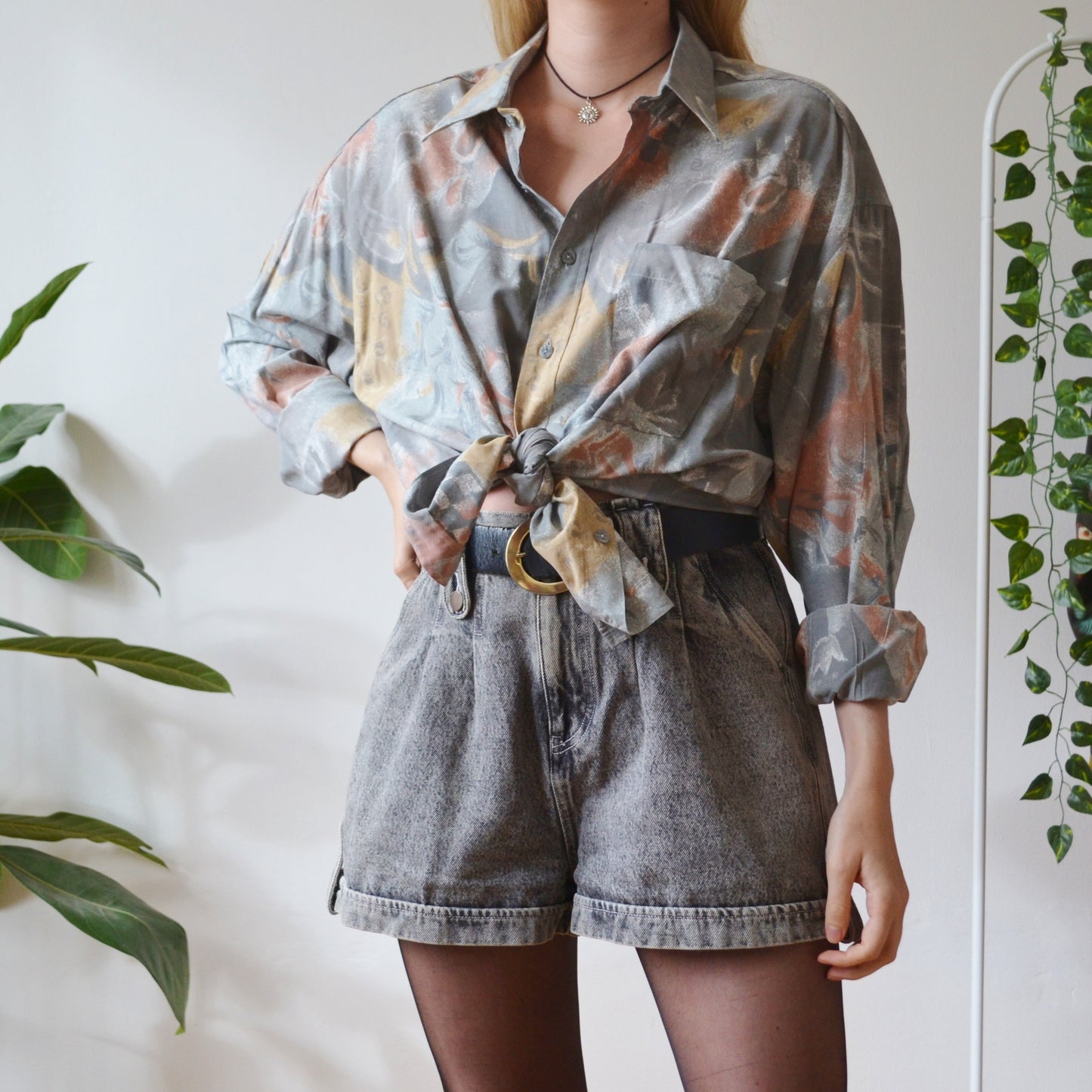 Abstract shirt XL