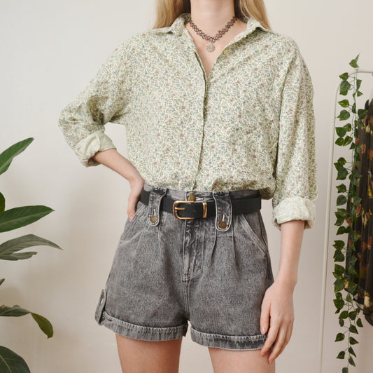 Floral shirt M-L