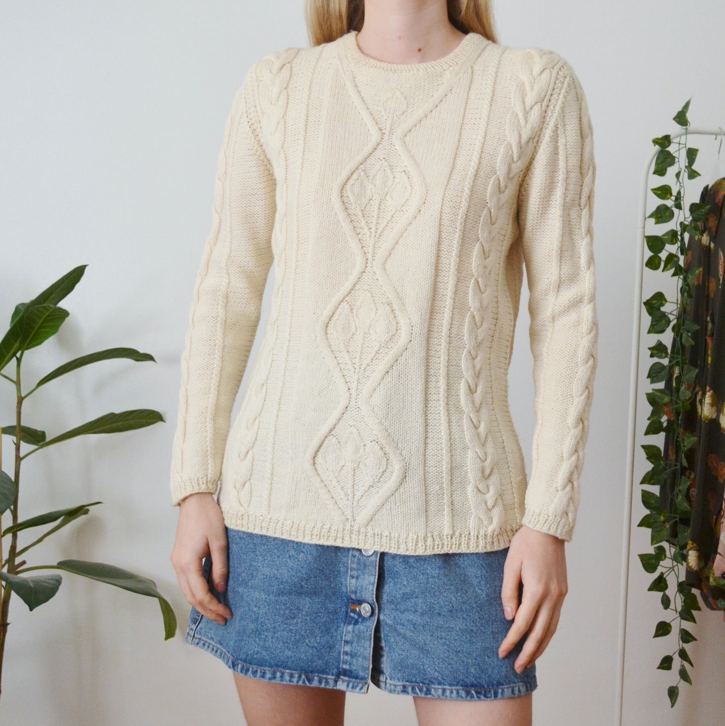 Cream jumper S