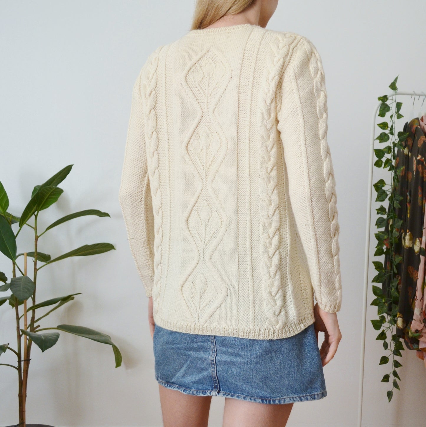 Cream jumper S