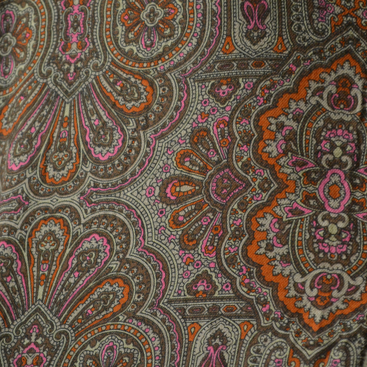 Vintage Ornate Shirt XL