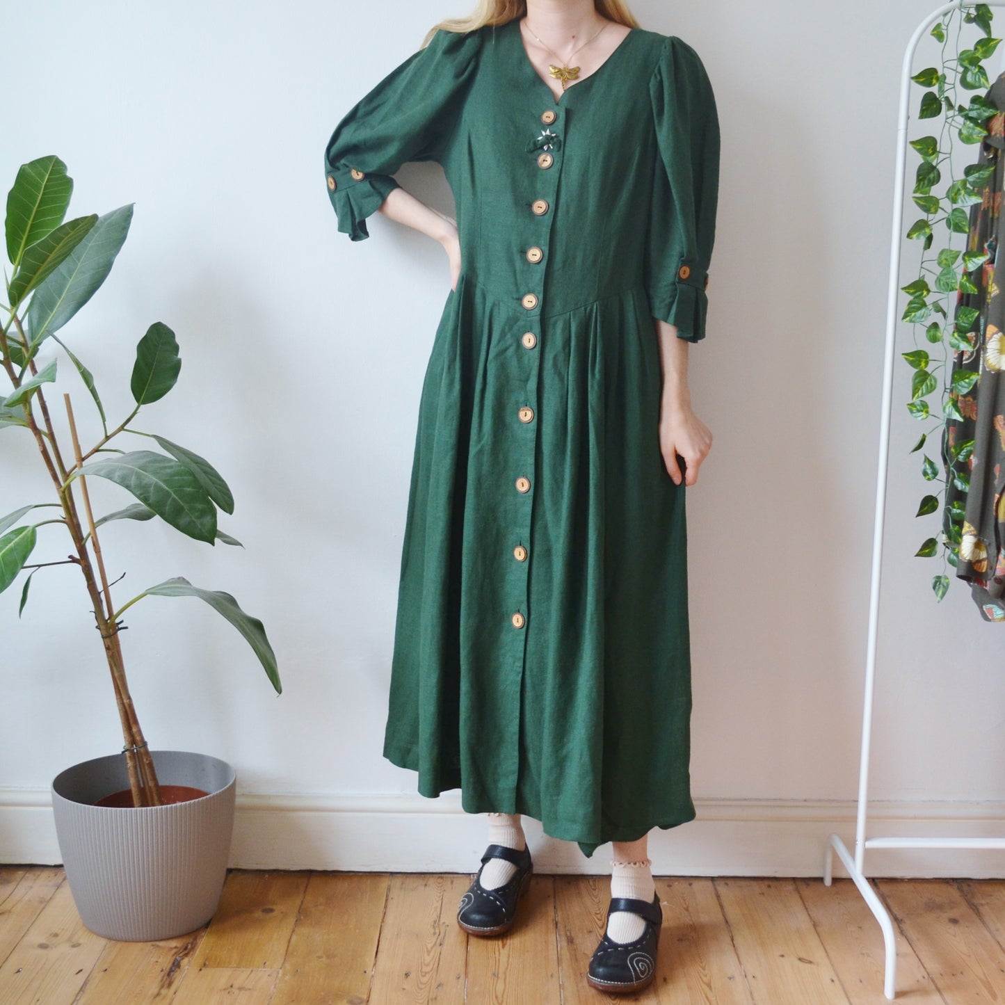 Vintage Green Folk Dress 16