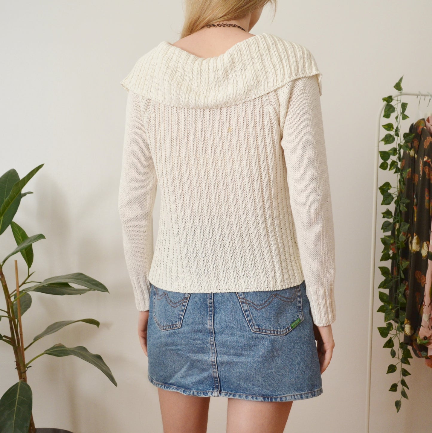Zip up cardi M