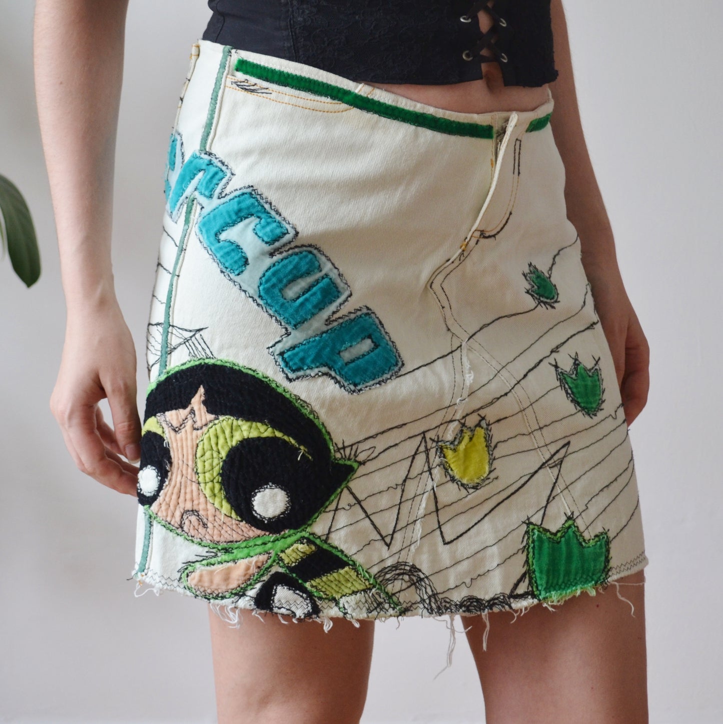Vintage Y2K Buttercup Skirt L