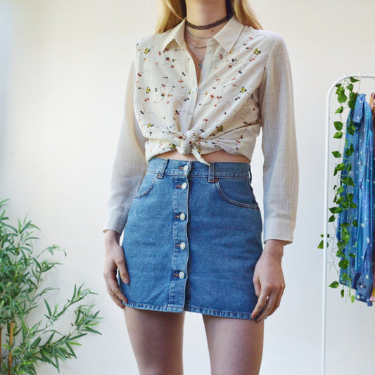 Embroidered blouse M