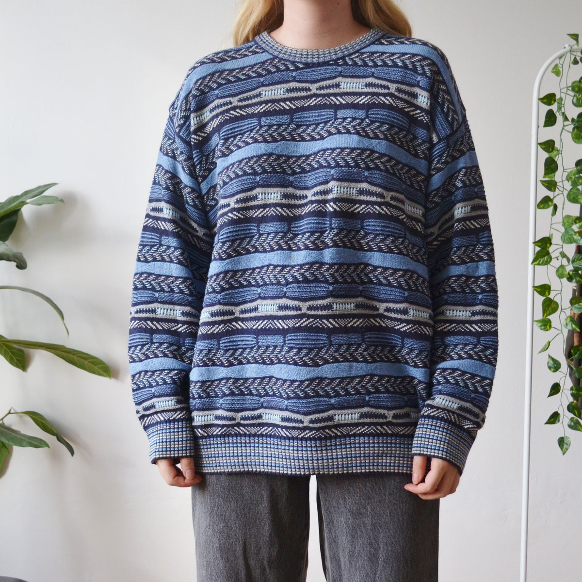 Vintage Blue Jumper XL