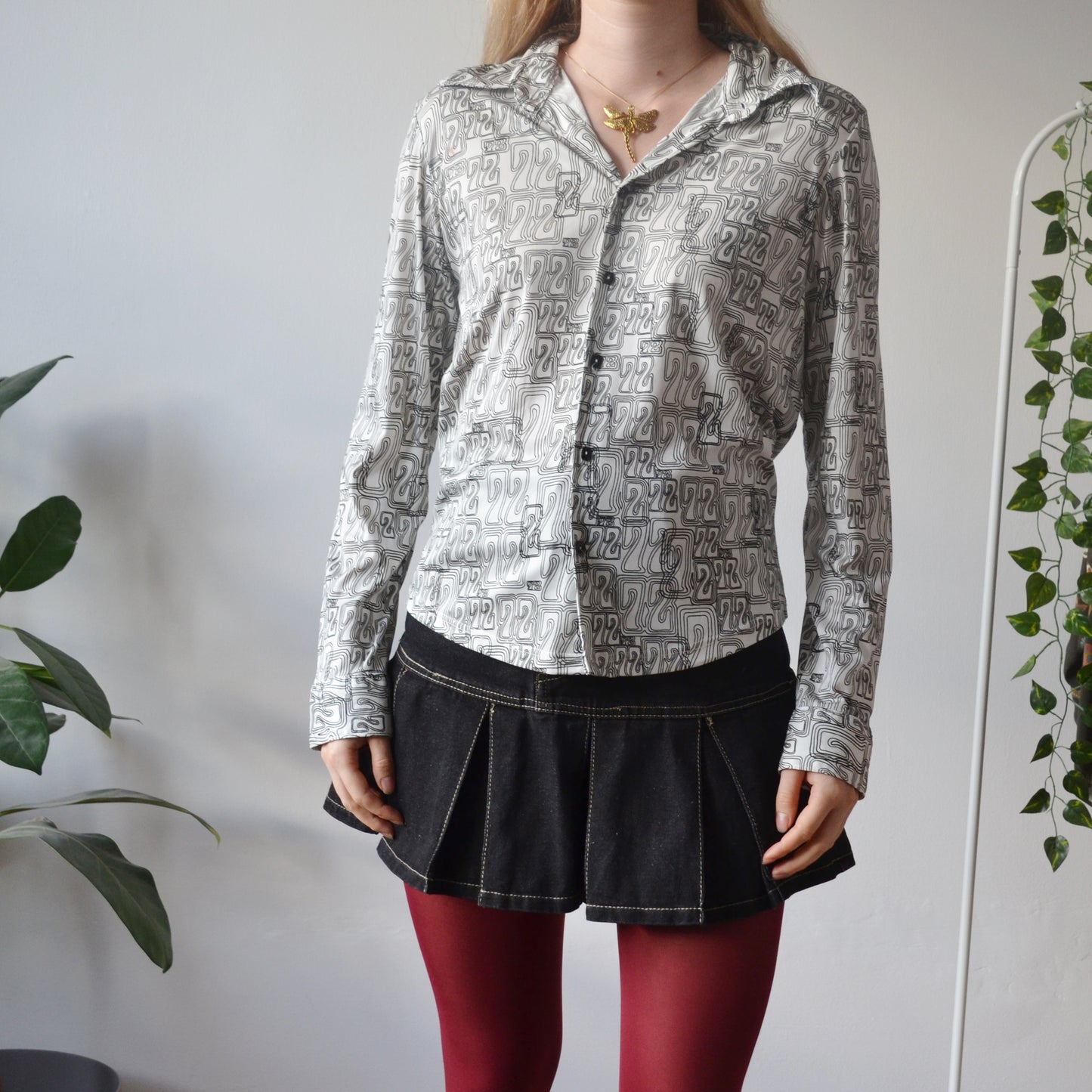 Monochrome blouse M