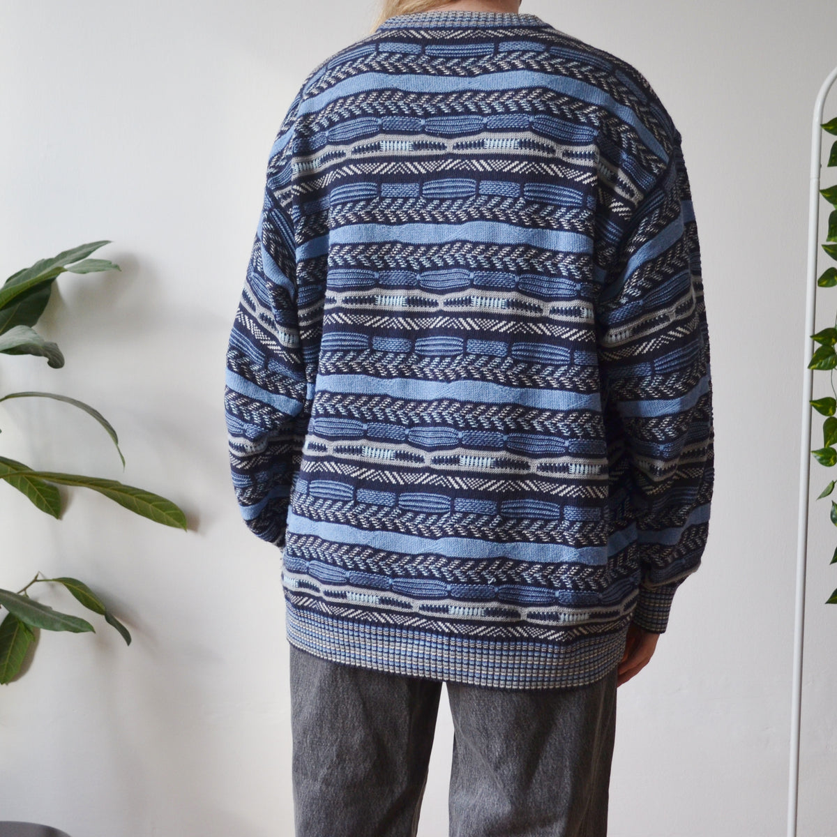 Vintage Blue Jumper XL