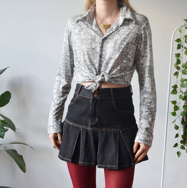 Monochrome blouse M