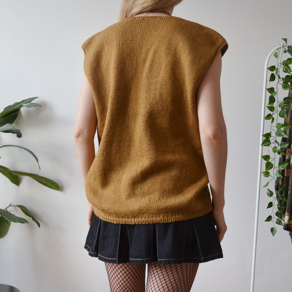 Vintage Daffodil Vest M