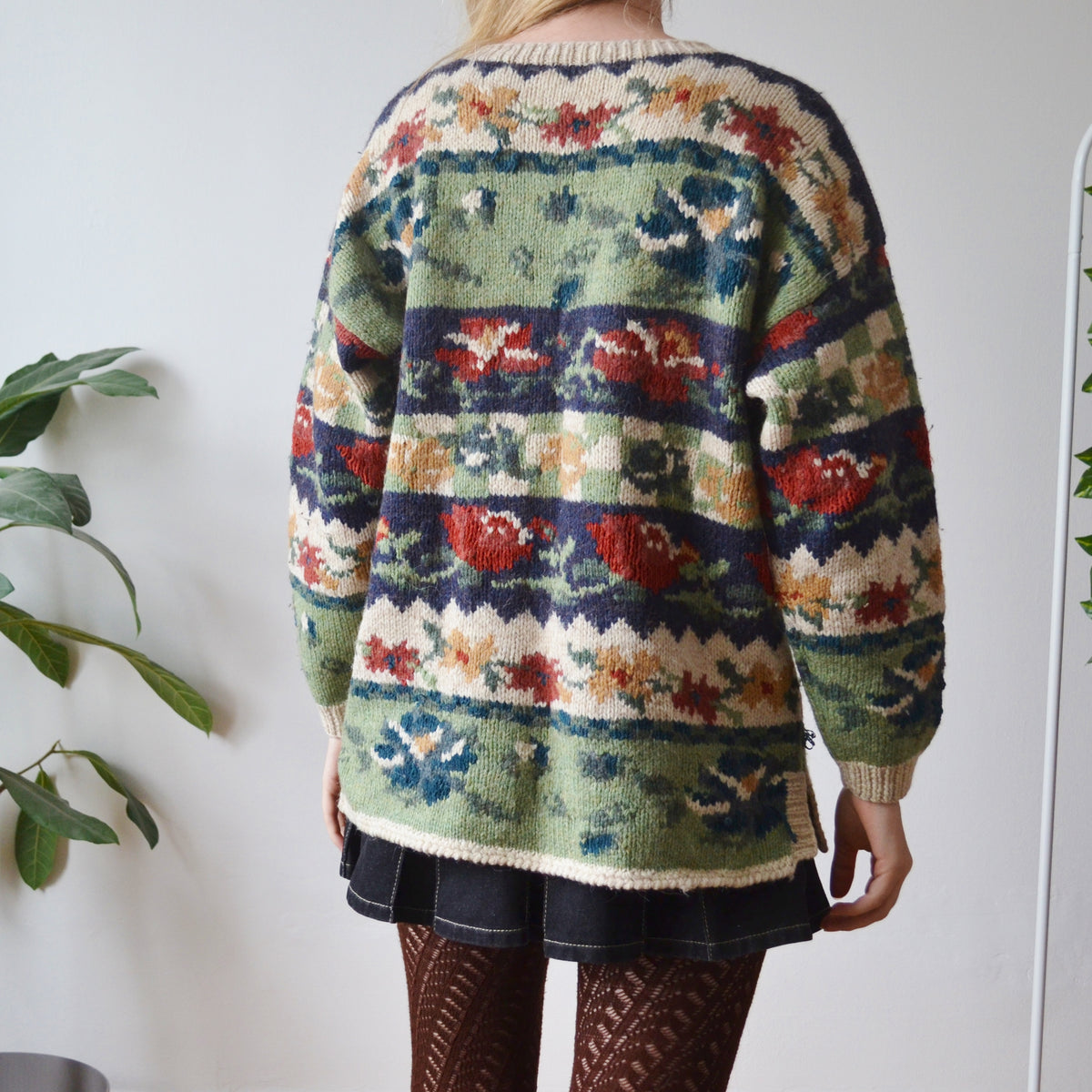 Vintage Floral Jumper L