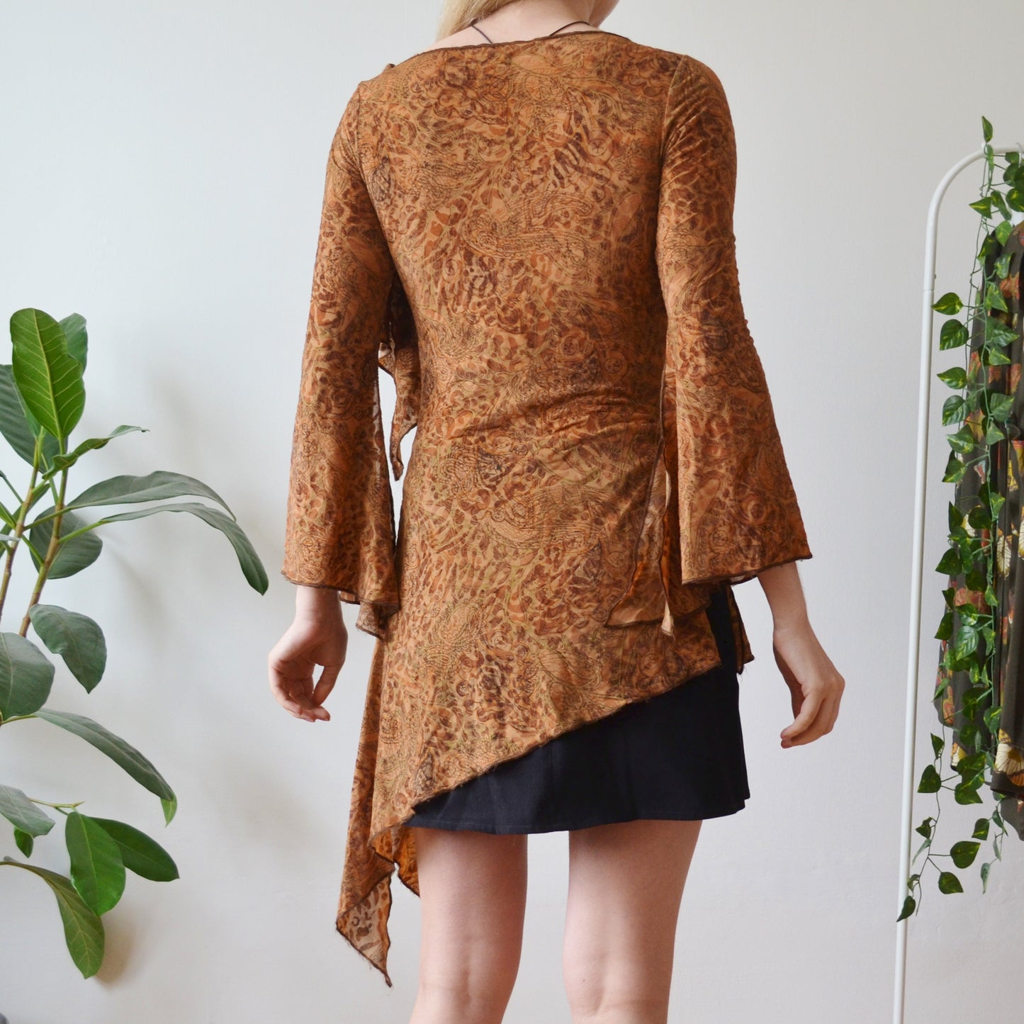 Asymmetric top S