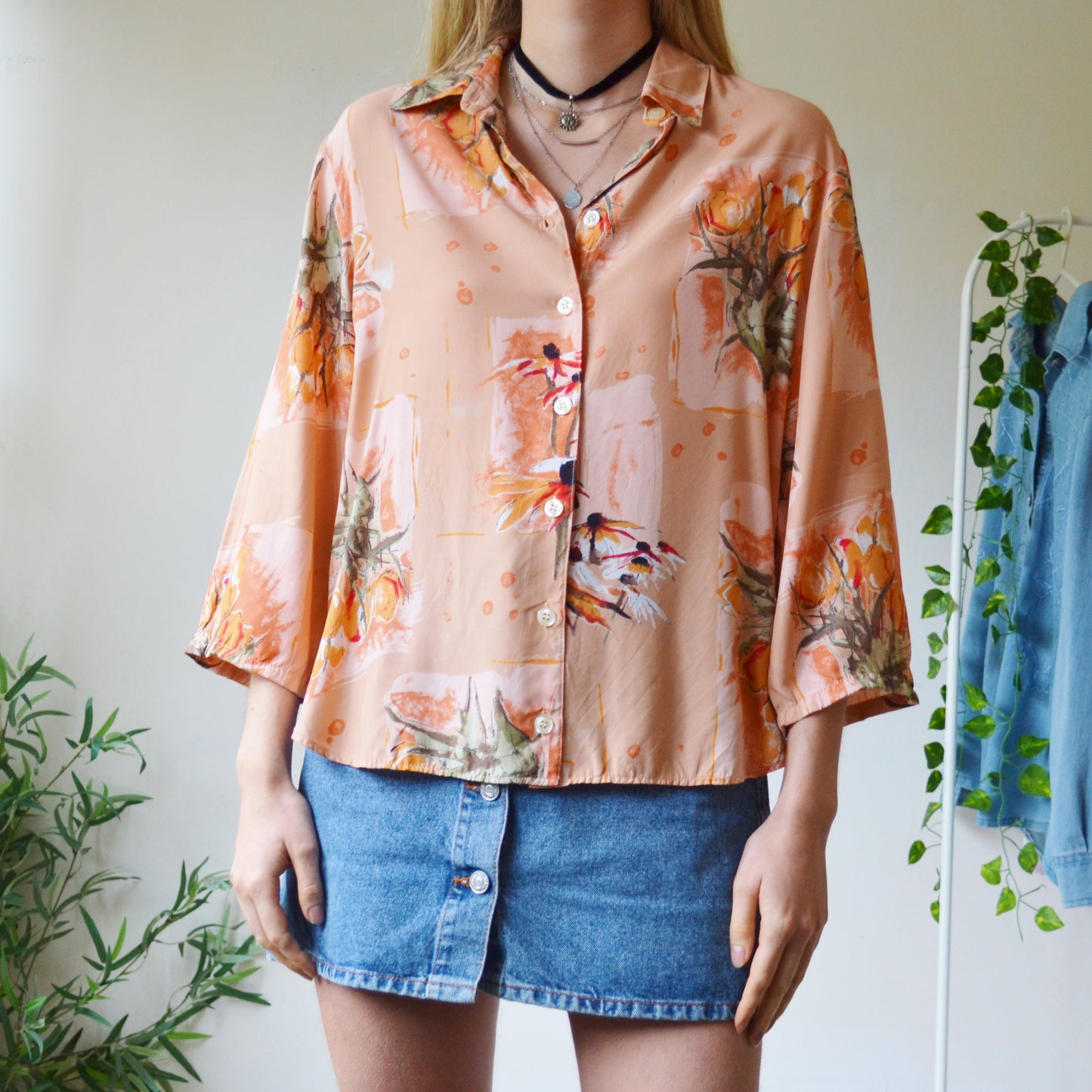 Abstract floral shirt M