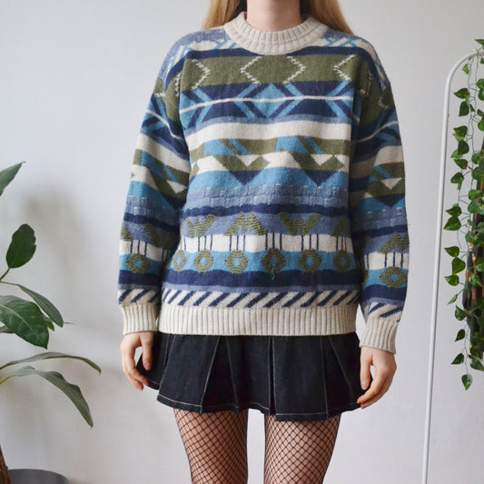 Geometric jumper M