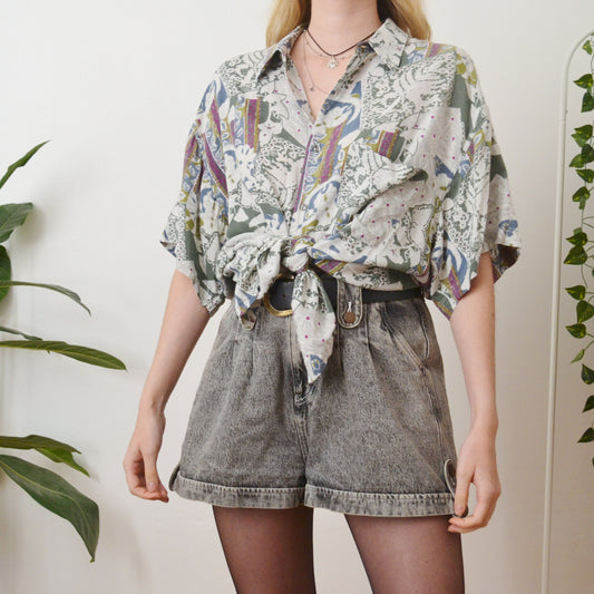 Abstract shirt XL