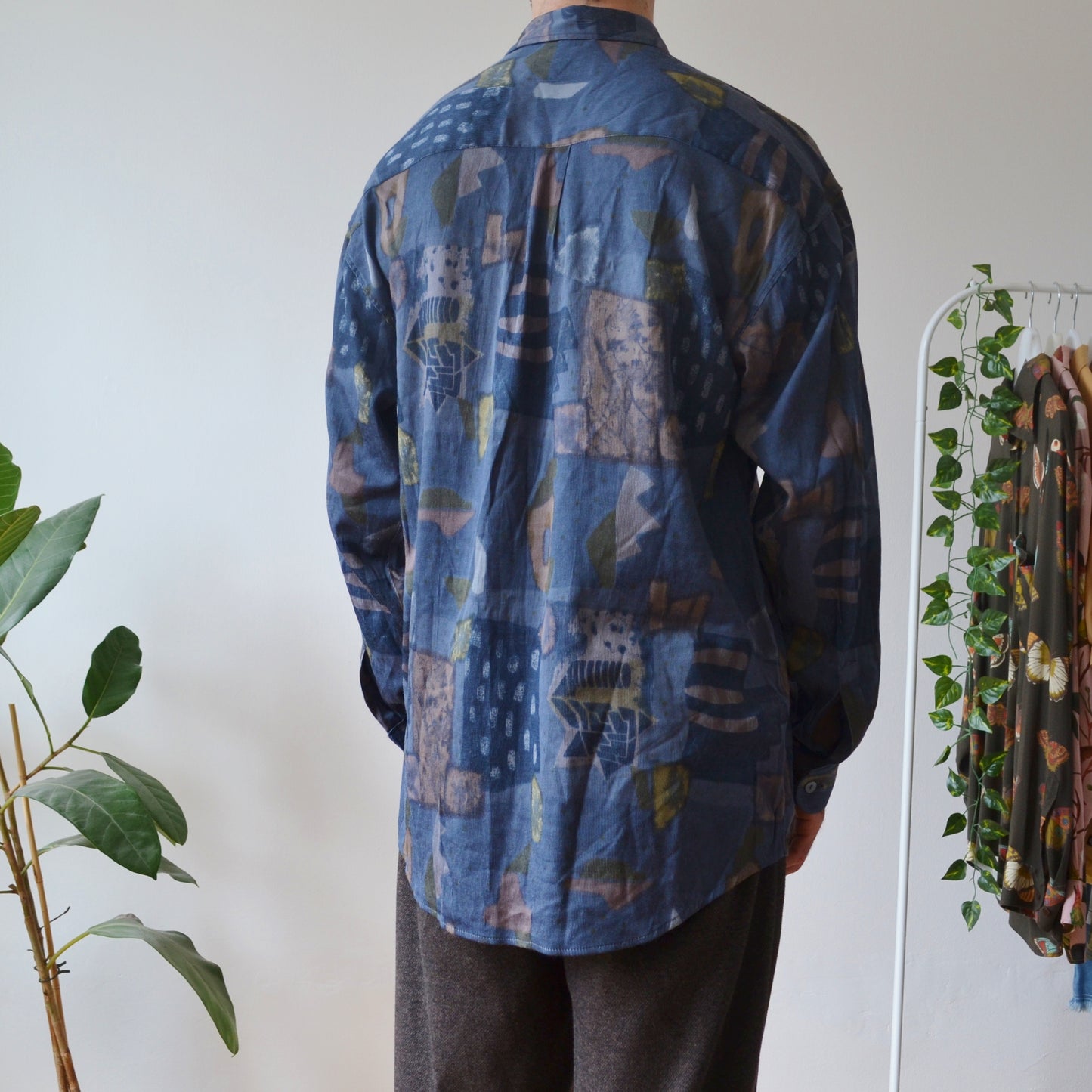 Vintage Abstract Shirt M