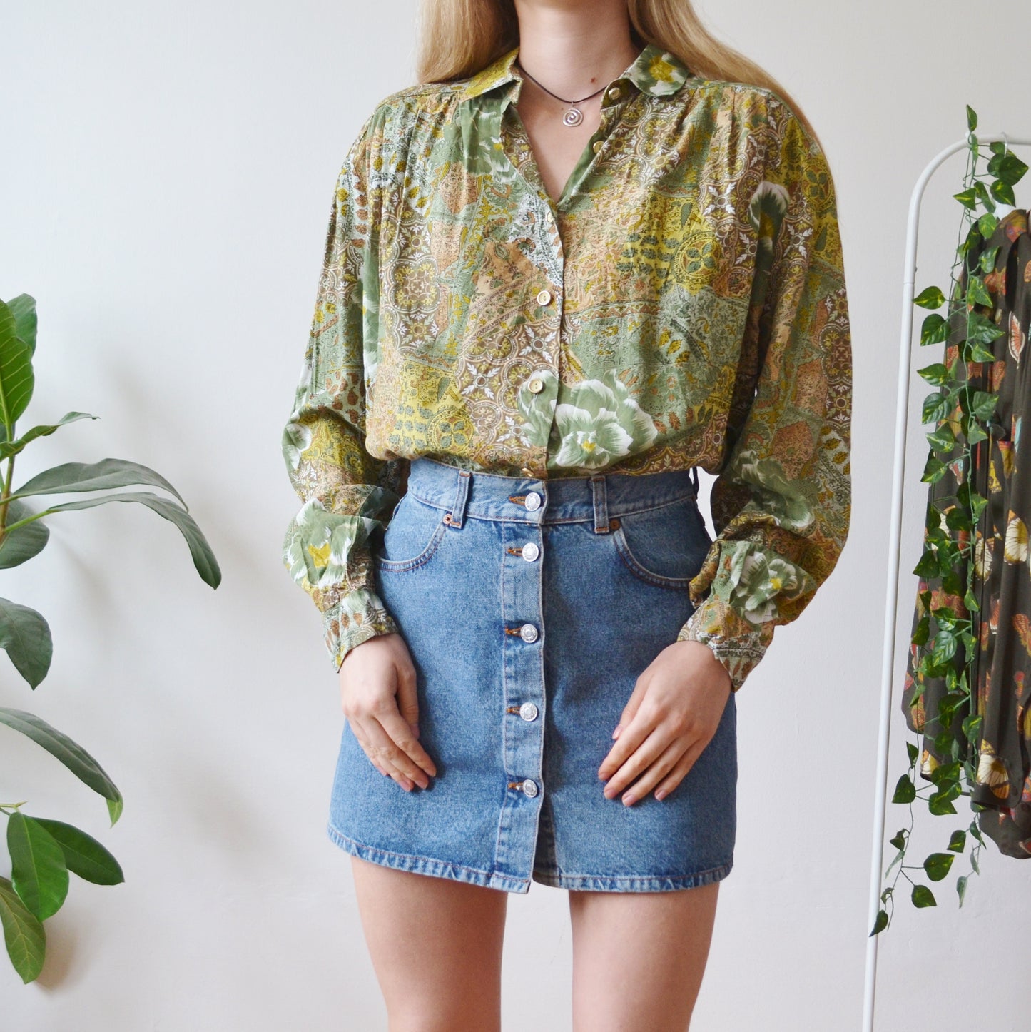 Ornate blouse L