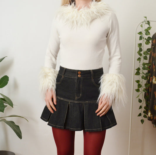 Fur trim top M