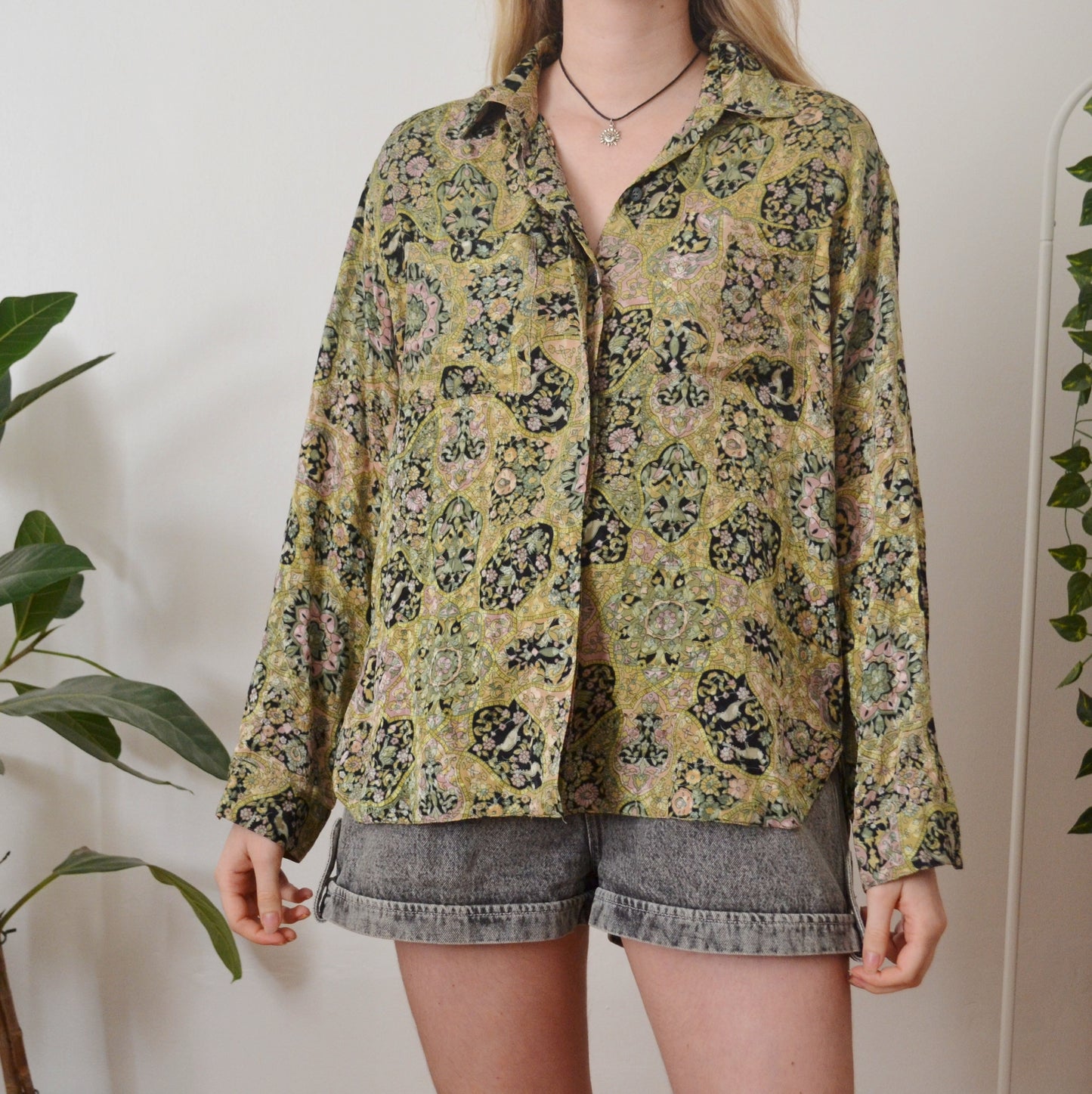 Vintage Ornate Shirt L
