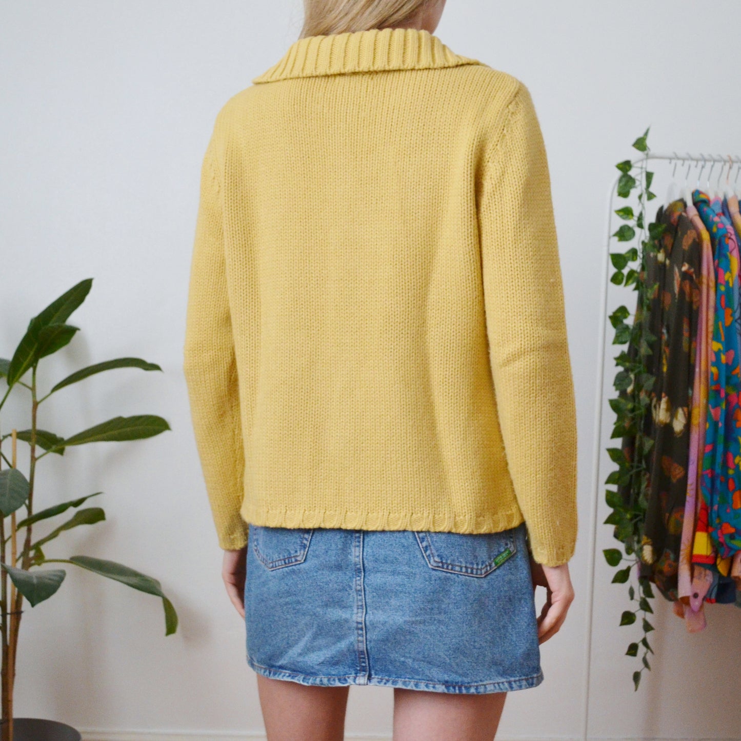 Zip up cardi L