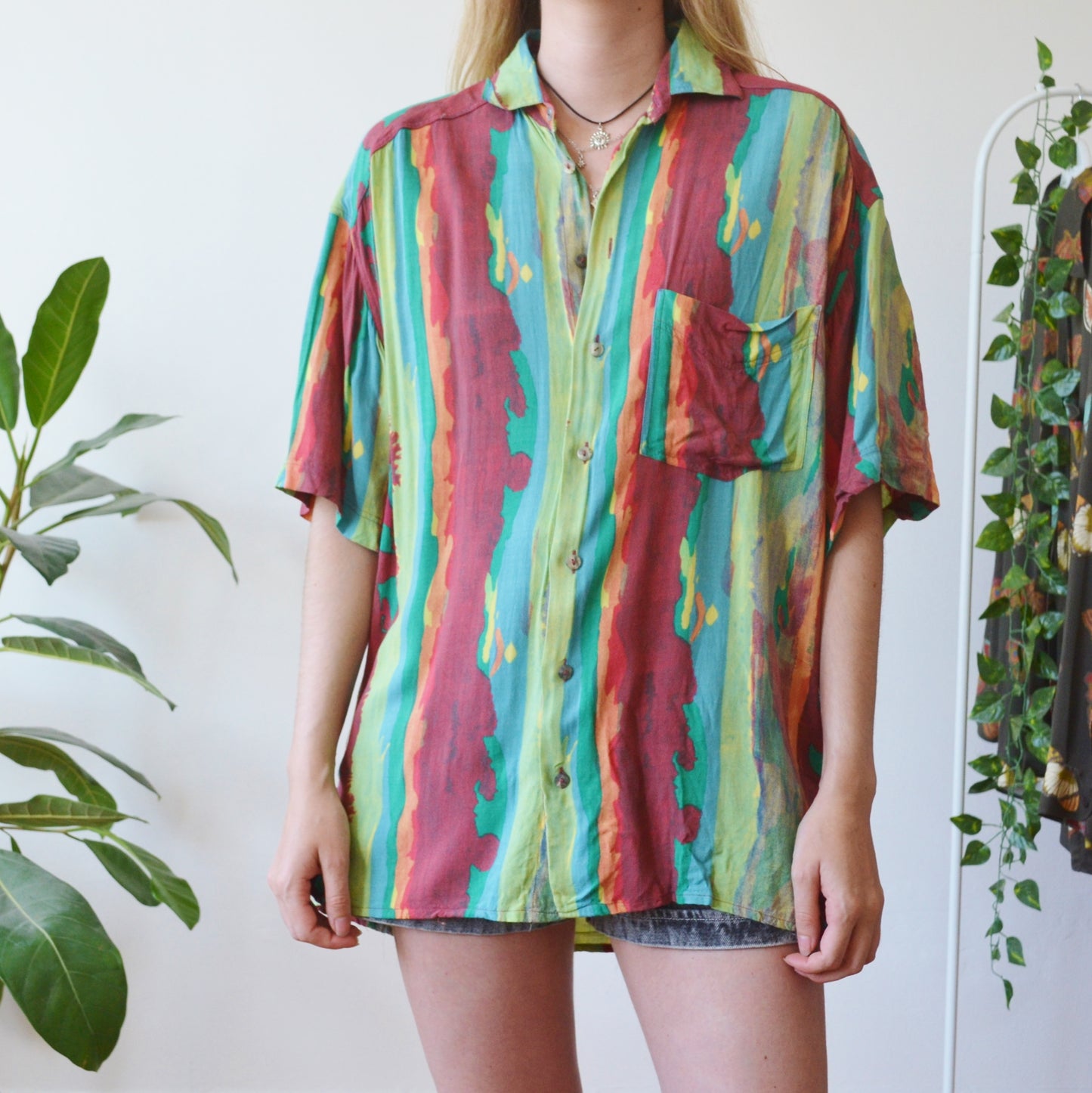 Colourful abstract shirt M
