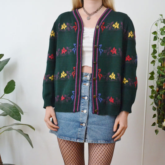 Ornate cardigan M
