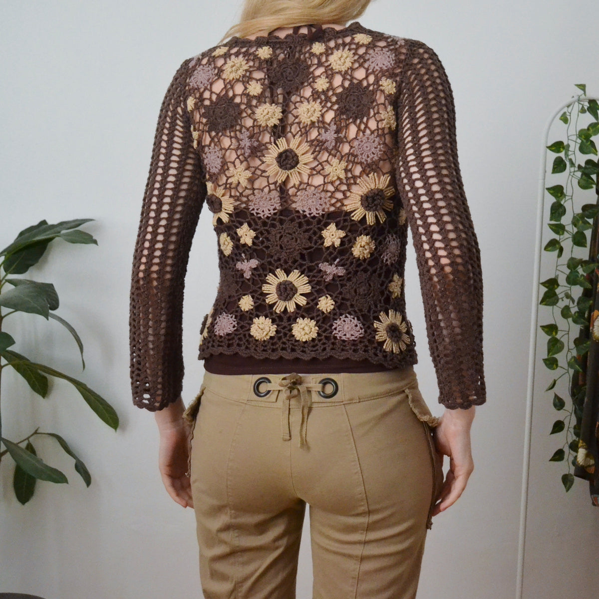 Vintage Flower Crochet Top S