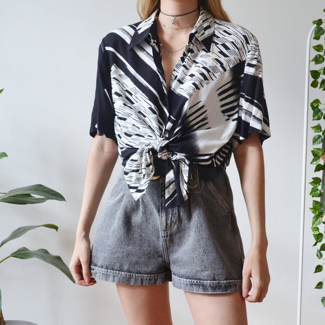Monochrome shirt L