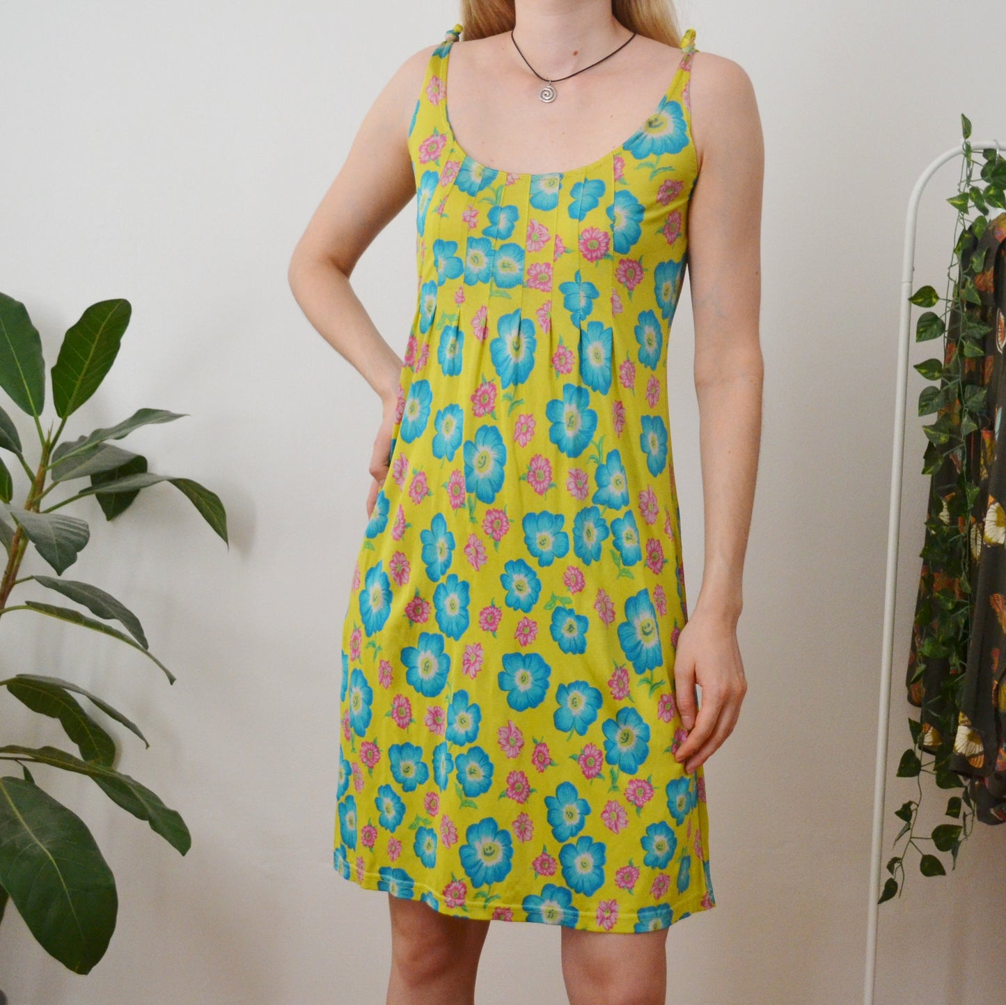 Onyx dress M