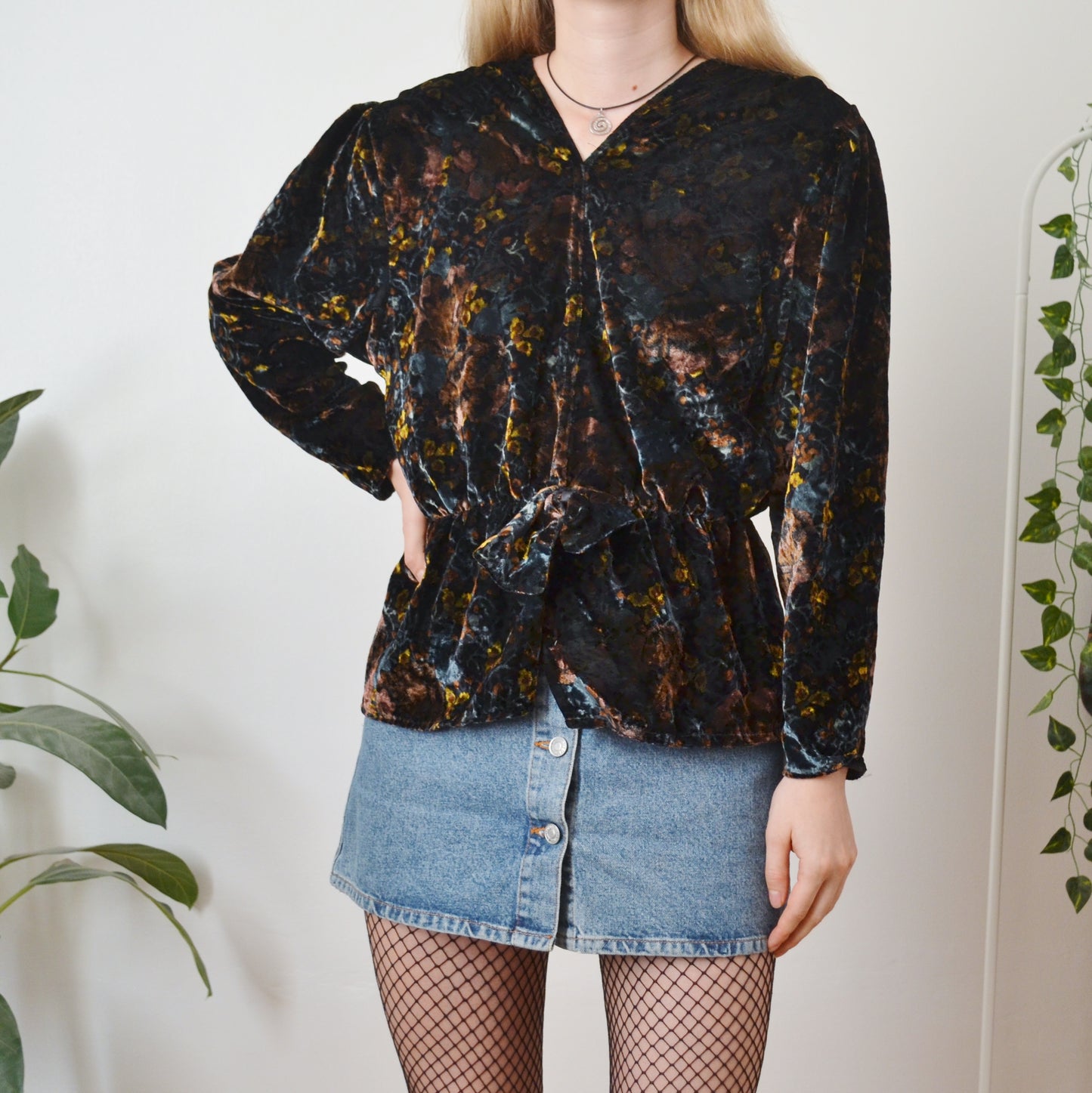 Velvet blouse M