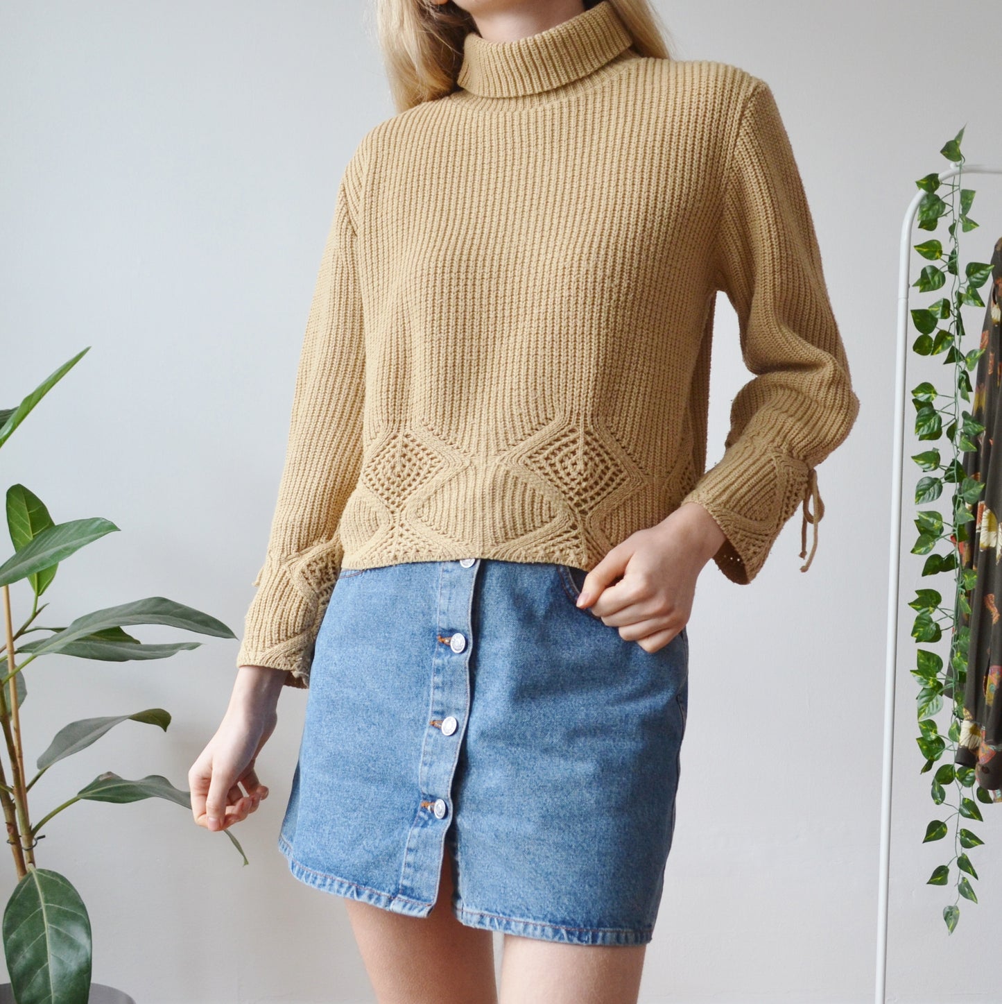 Beige jumper S